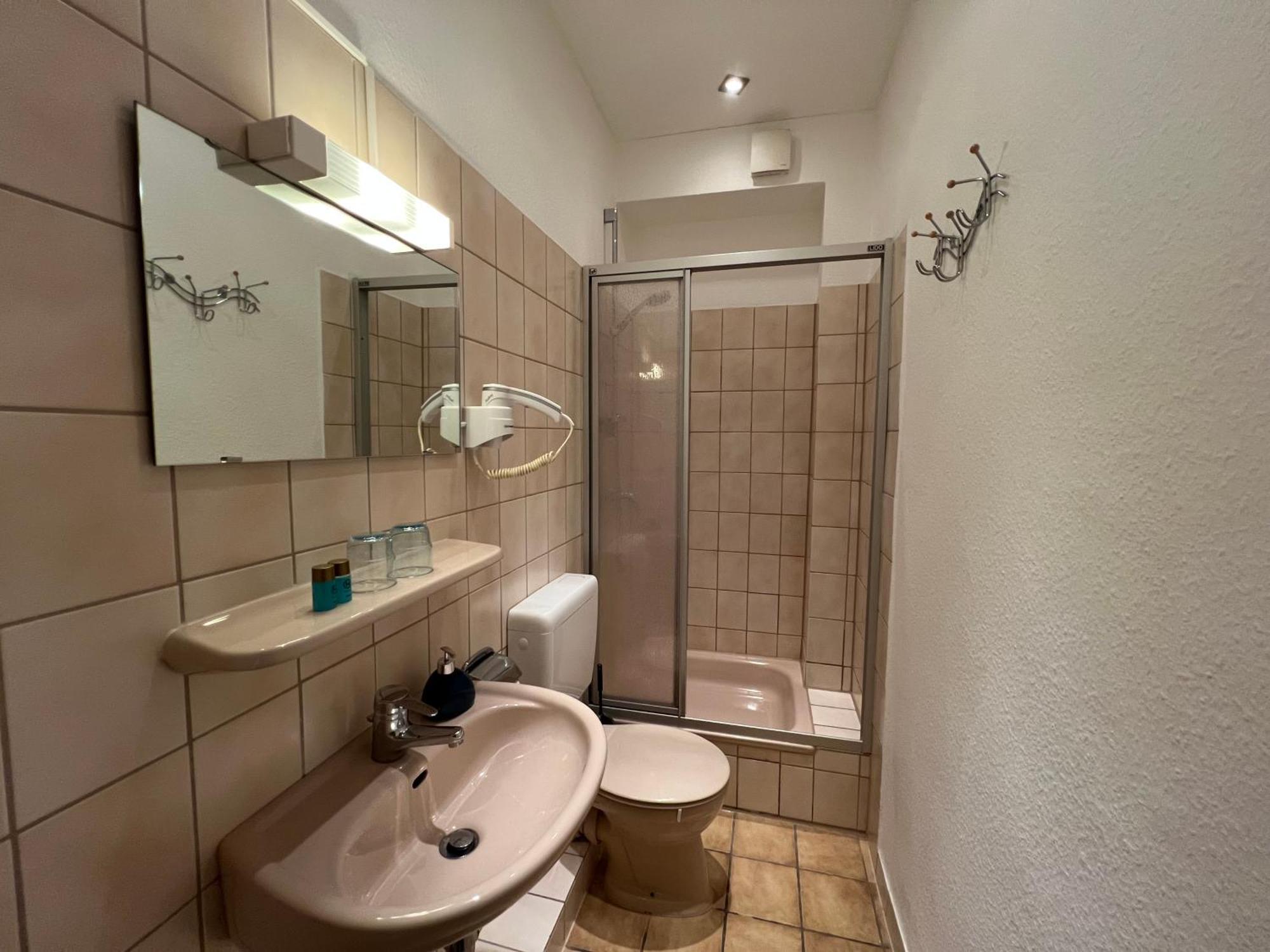 Hotel Am Hafen Braunschweig Bagian luar foto